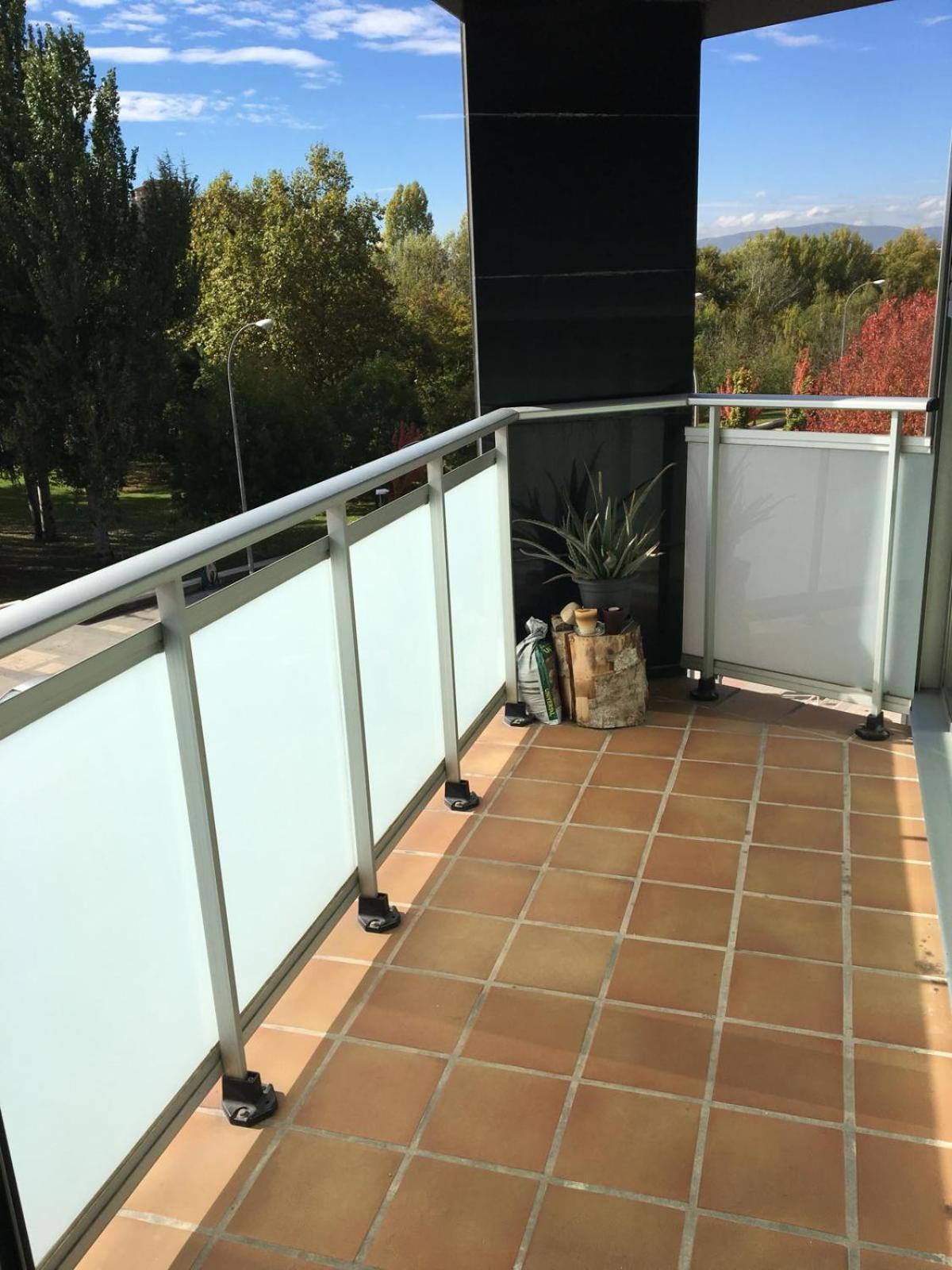 Skylinepamplona Apartment Bagian luar foto