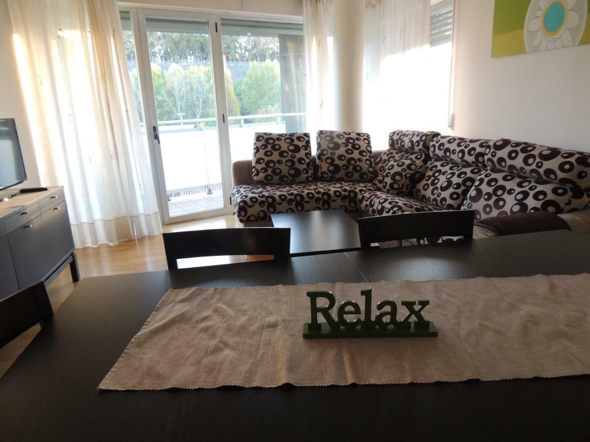 Skylinepamplona Apartment Bagian luar foto